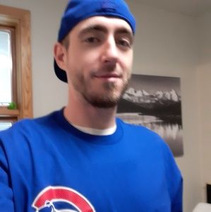 Meet your Posher, Troy